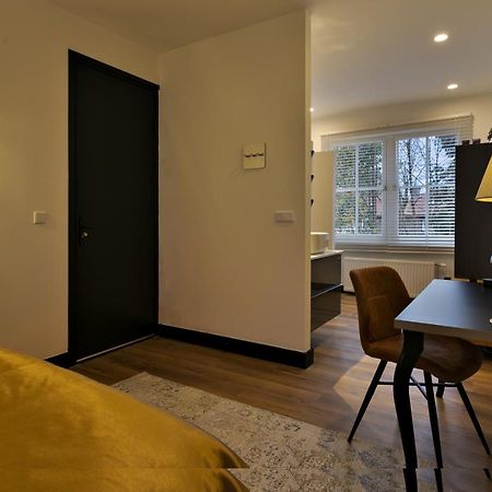 Stadsslaperij B&B Tilburg Ngoại thất bức ảnh