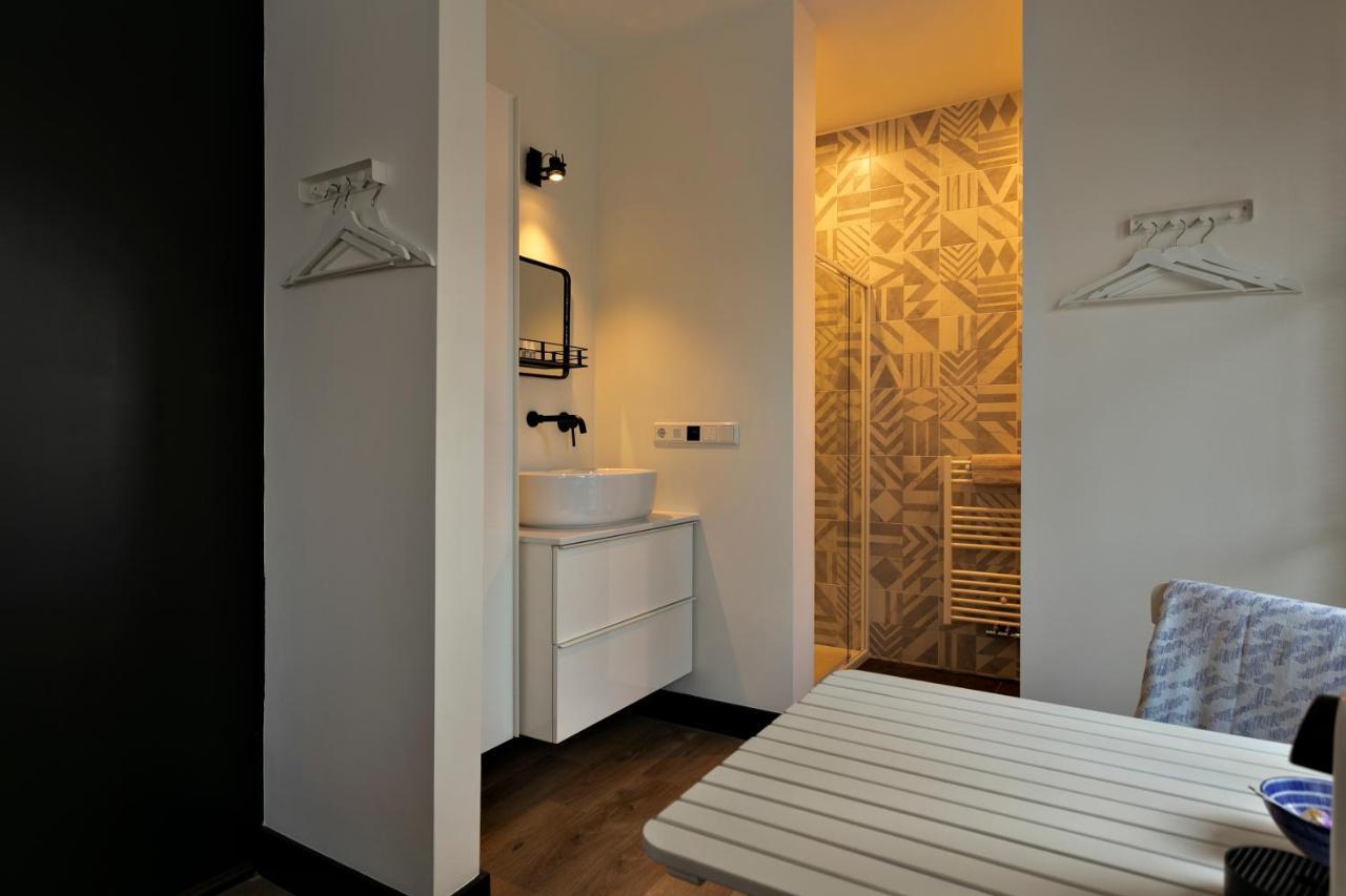 Stadsslaperij B&B Tilburg Ngoại thất bức ảnh
